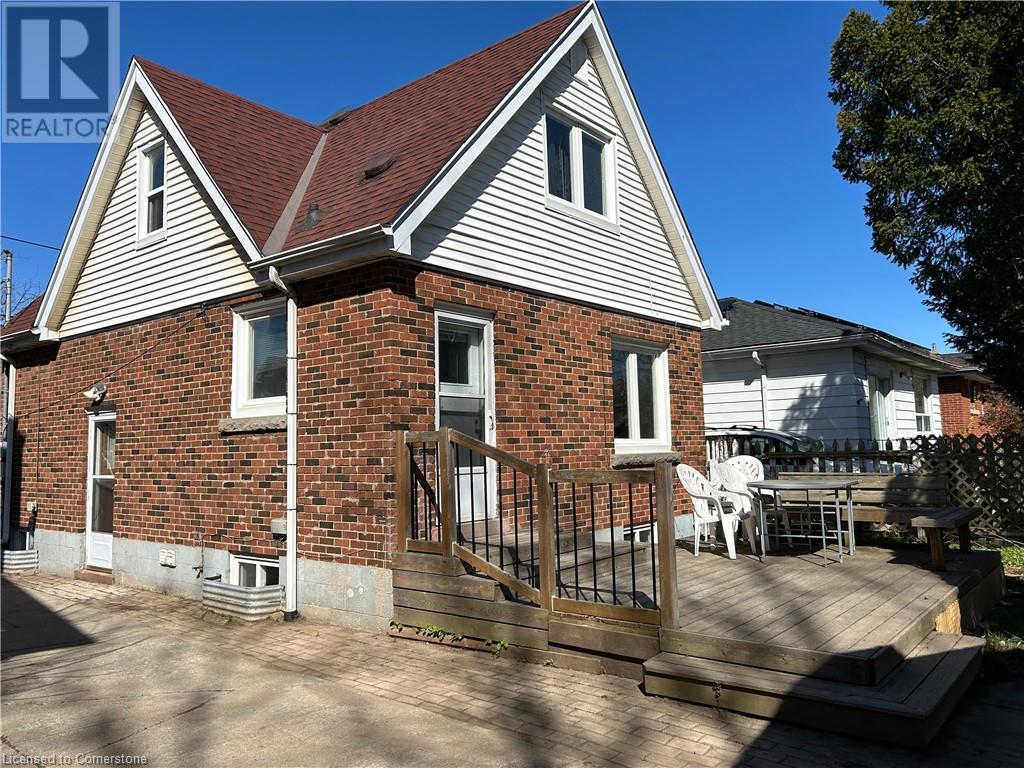 Photo 2 of 95 Glenmount Avenue, Hamilton ON