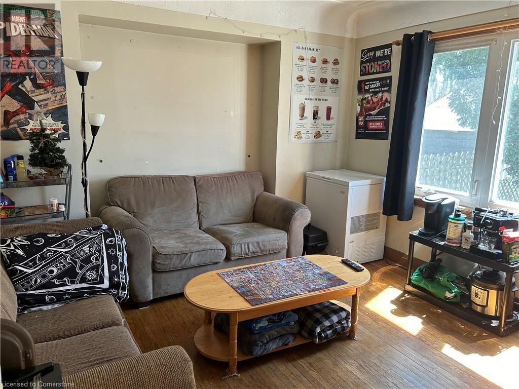 Photo 5 of 95 Glenmount Avenue, Hamilton ON