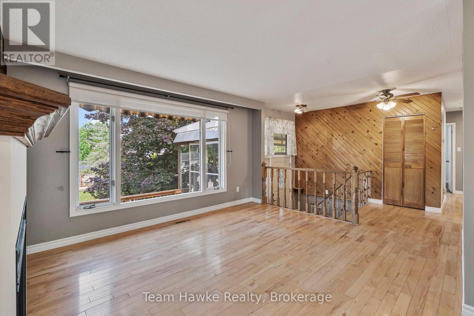 Photo 12 of 51 Easton Avenue, Tay ON