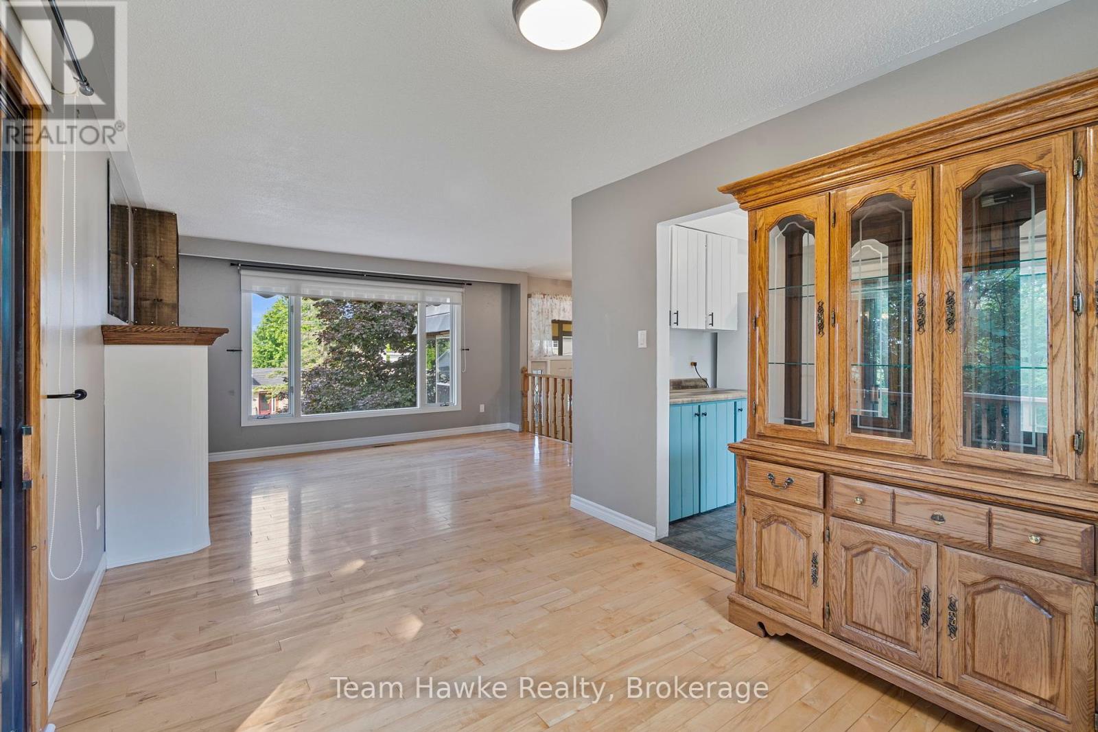 Photo 14 of 51 Easton Avenue, Tay ON