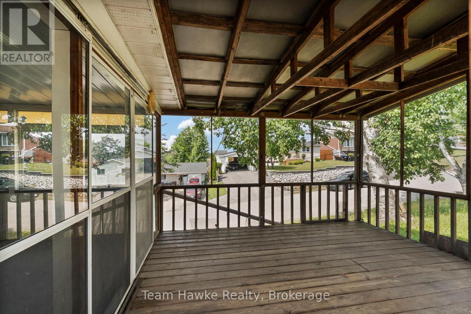 Photo 46 of 51 Easton Avenue, Tay ON