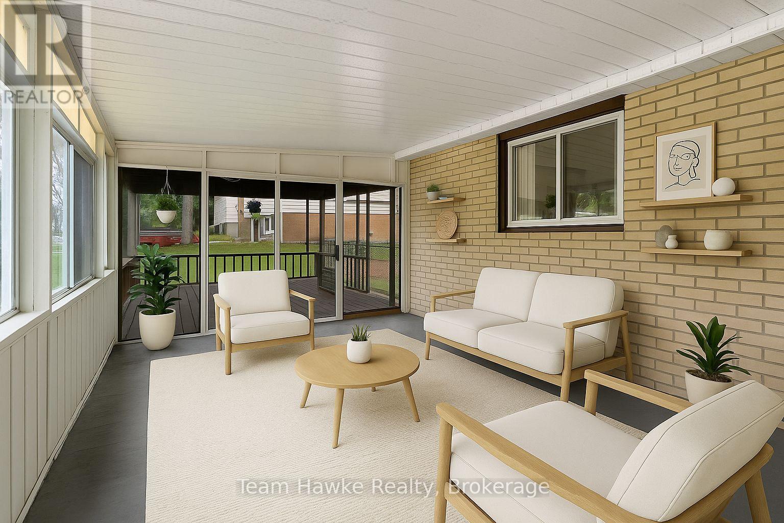 Photo 6 of 51 Easton Avenue, Tay ON