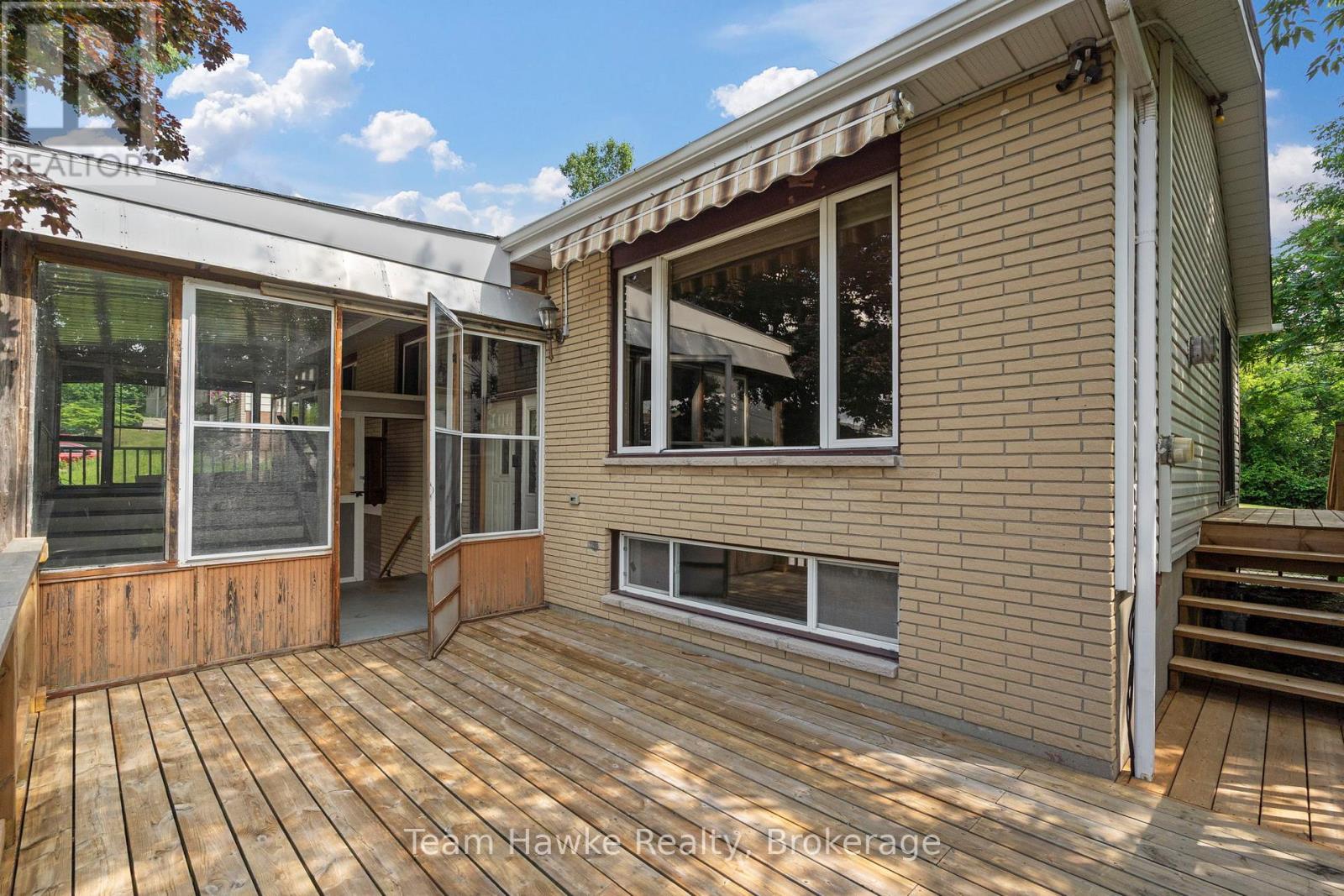 Photo 9 of 51 Easton Avenue, Tay ON