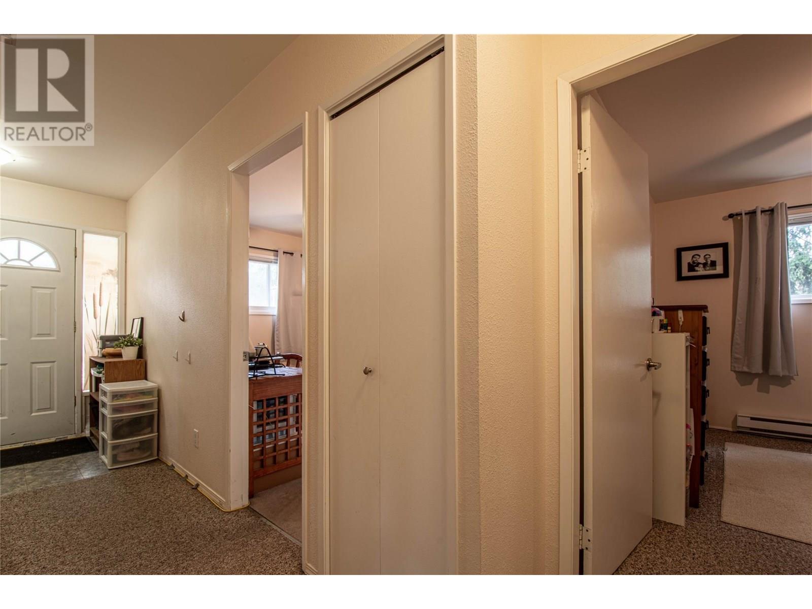 4904 Pleasant Valley Road, Vernon