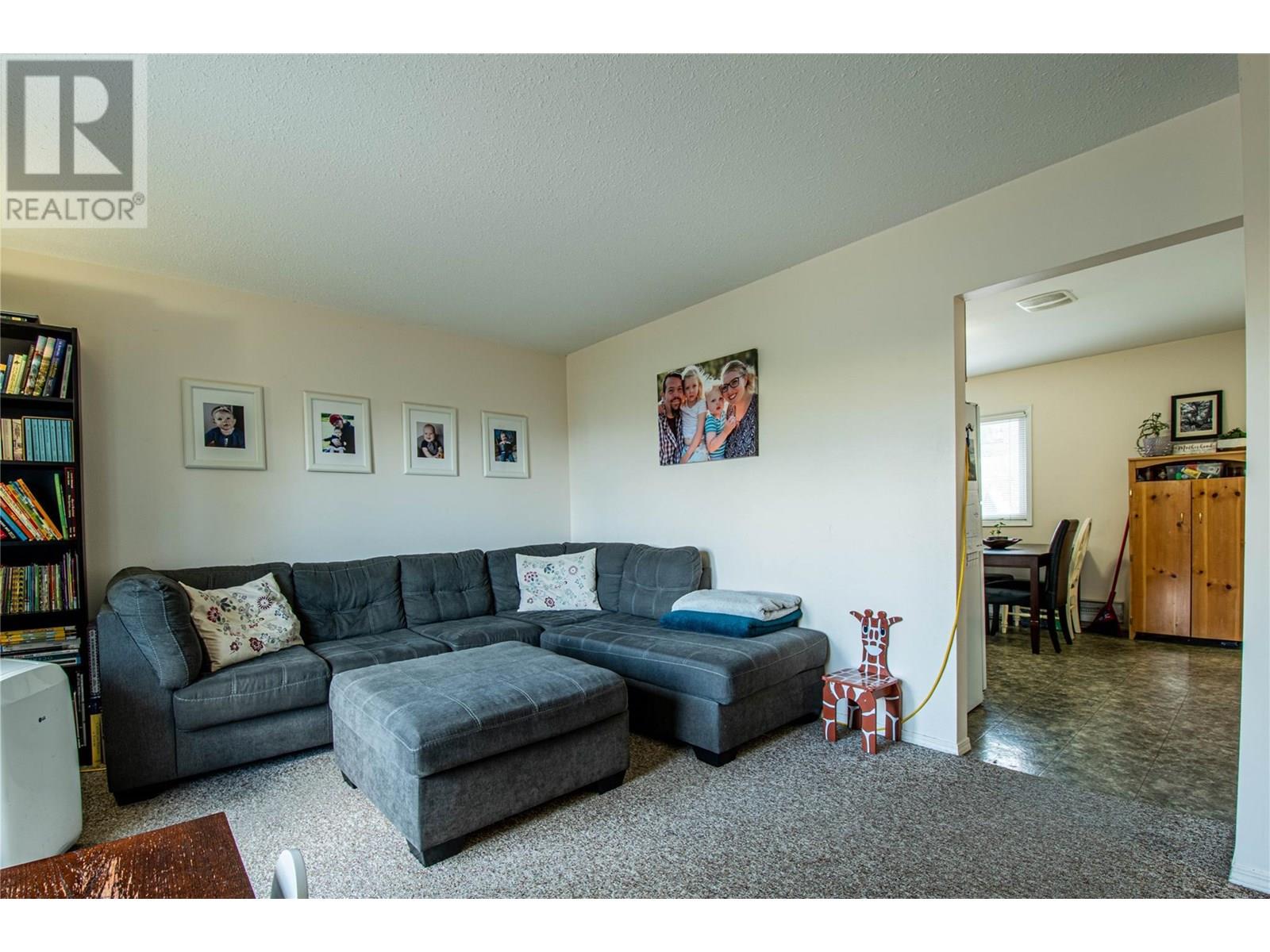 4904 Pleasant Valley Road, Vernon