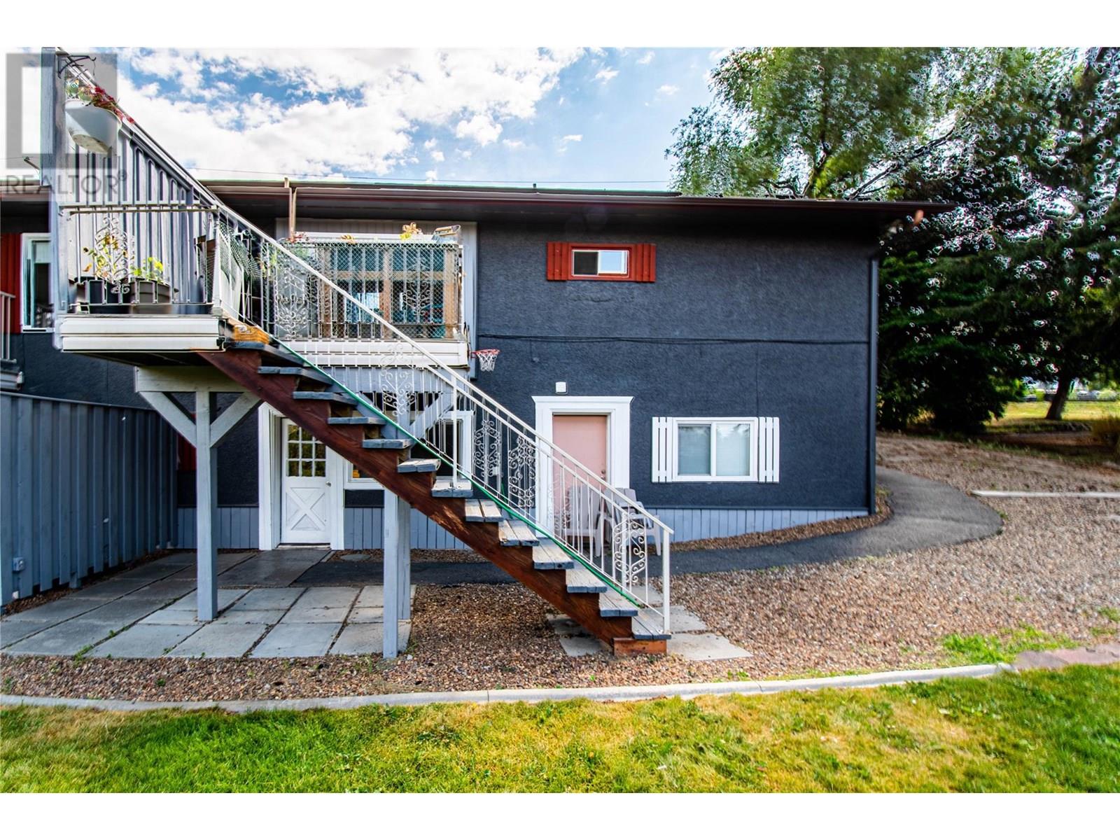 4904 Pleasant Valley Road, Vernon
