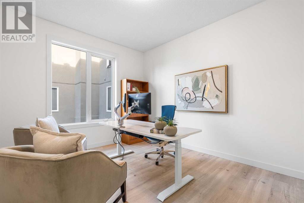 Single Family House for Sale in    Avenue NE Crescent Heights Calgary 