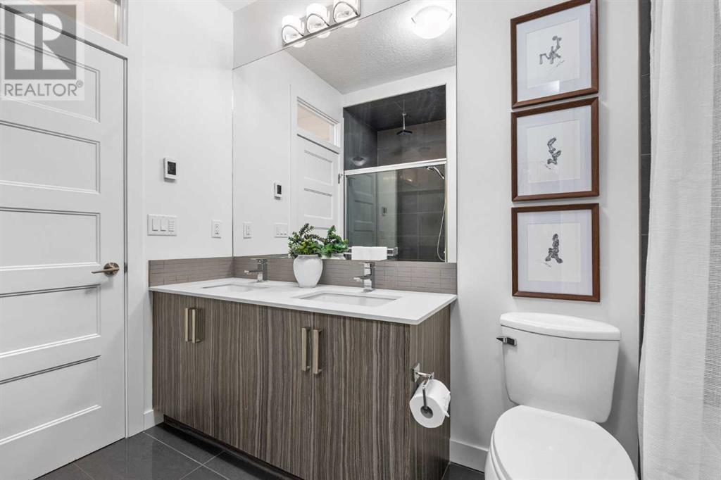 Single Family House for Sale in    Avenue NE Crescent Heights Calgary 