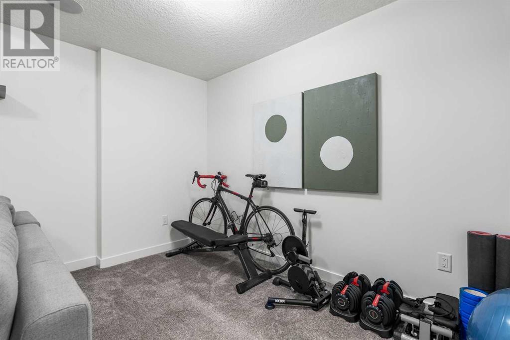Single Family House for Sale in    Avenue NE Crescent Heights Calgary 