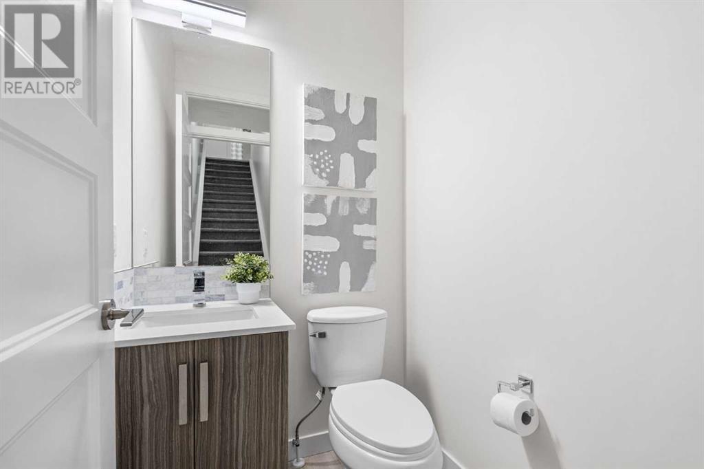 Single Family House for Sale in    Avenue NE Crescent Heights Calgary 