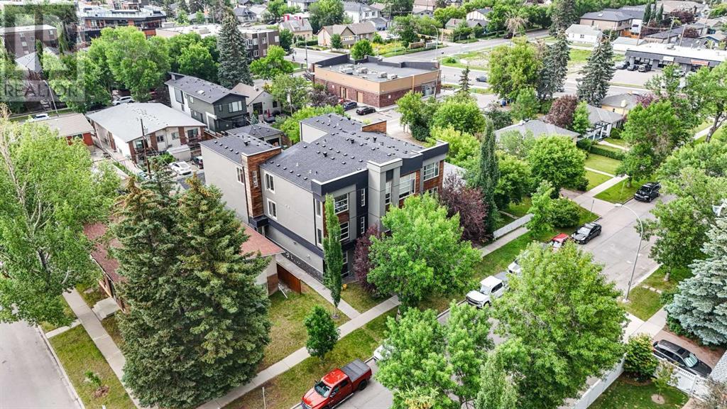 Single Family House for Sale in    Avenue NE Crescent Heights Calgary 