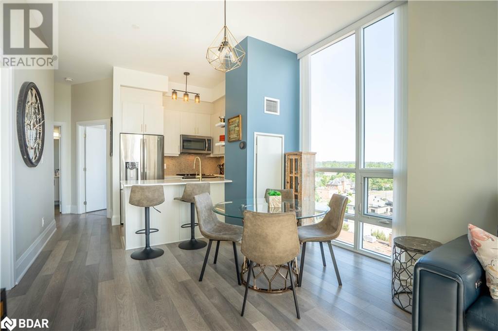 Photo 14 of 111 Worsley Street Unit Ph 5, Barrie ON