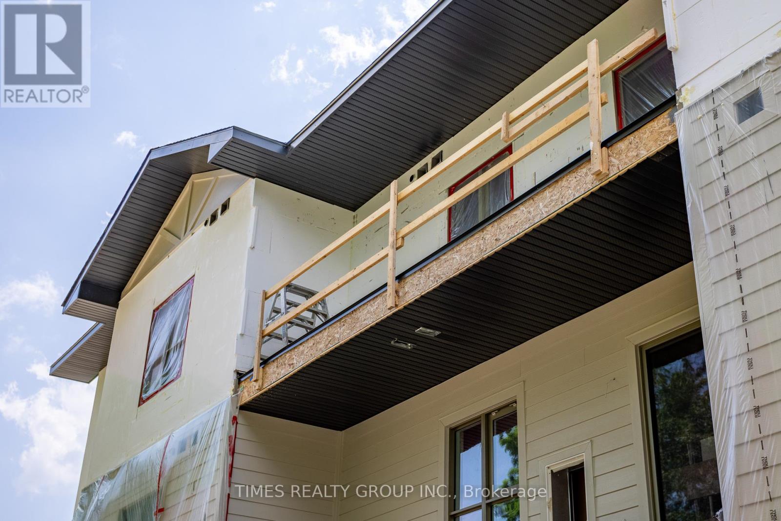 Photo 10 of 203 369 Hunter Street W, Peterborough Central ON