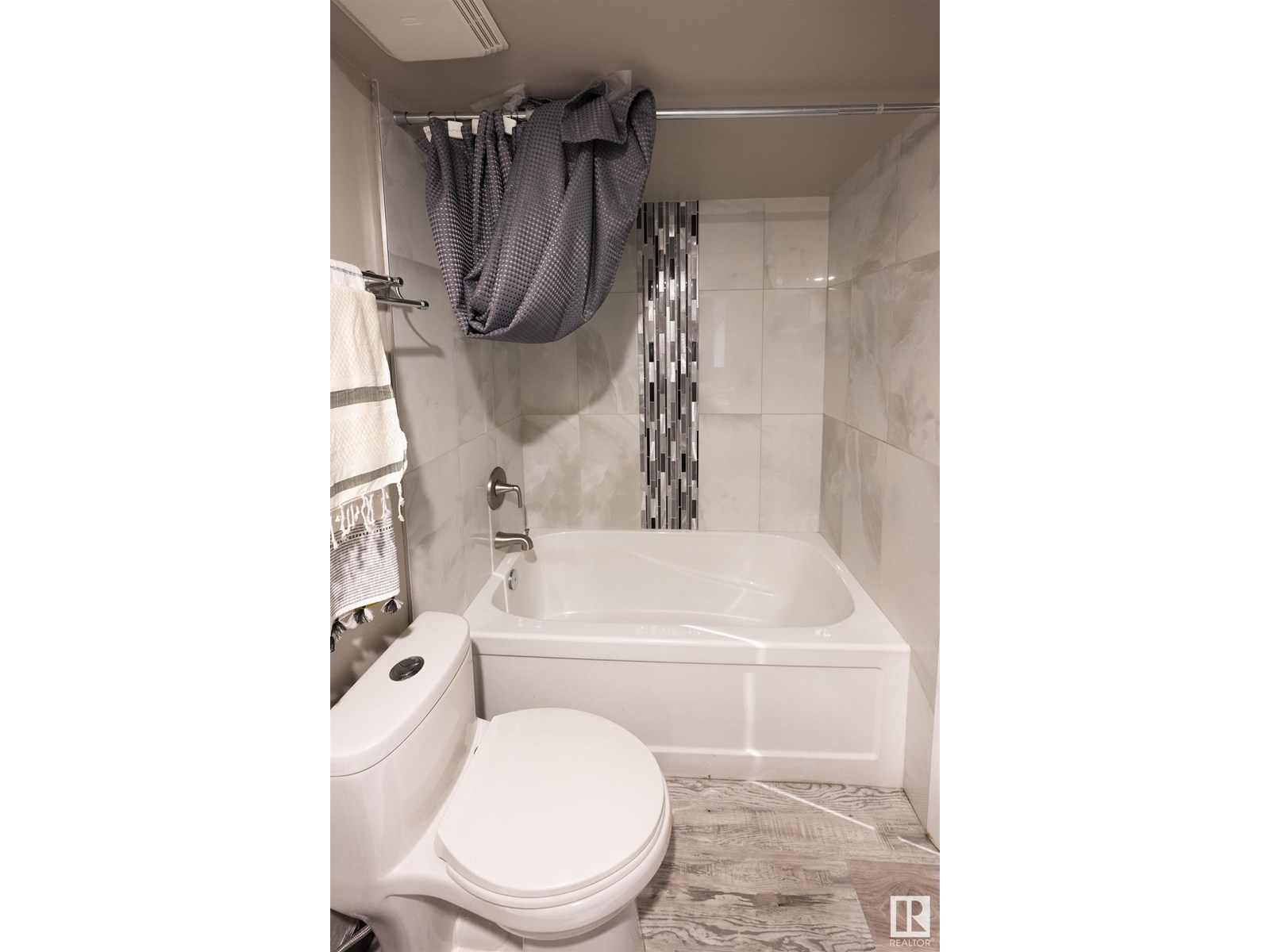Photo 23 of 701 9809 110 St Nw, Edmonton AB