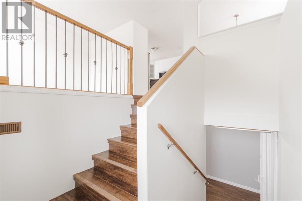 Photo 1 of 129 Lightbown Way, Fort Mcmurray AB