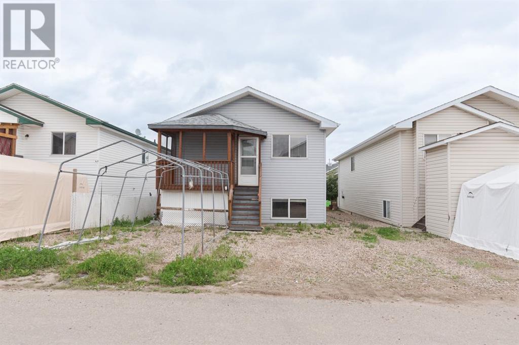 Photo 3 of 129 Lightbown Way, Fort Mcmurray AB