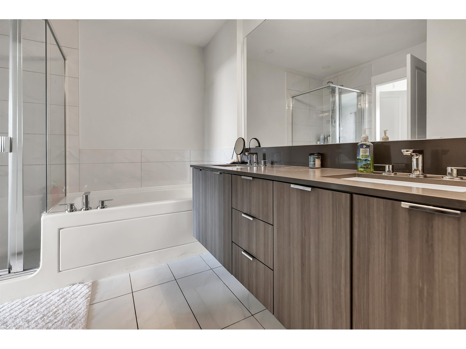 Photo 3 of 415 31158 Westridge Place, Abbotsford BC