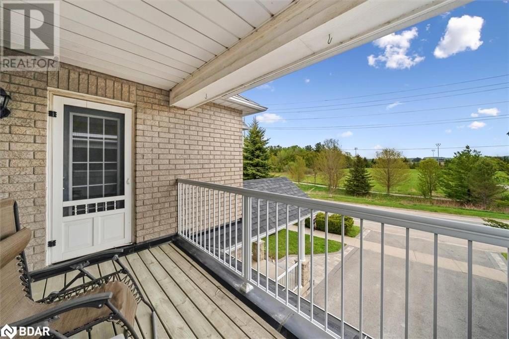 Photo 30 of 102 Herrema Boulevard, Uxbridge ON