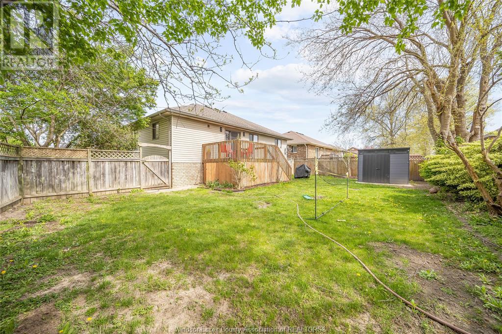 Photo 42 of 2505 St Clair Avenue, Windsor ON
