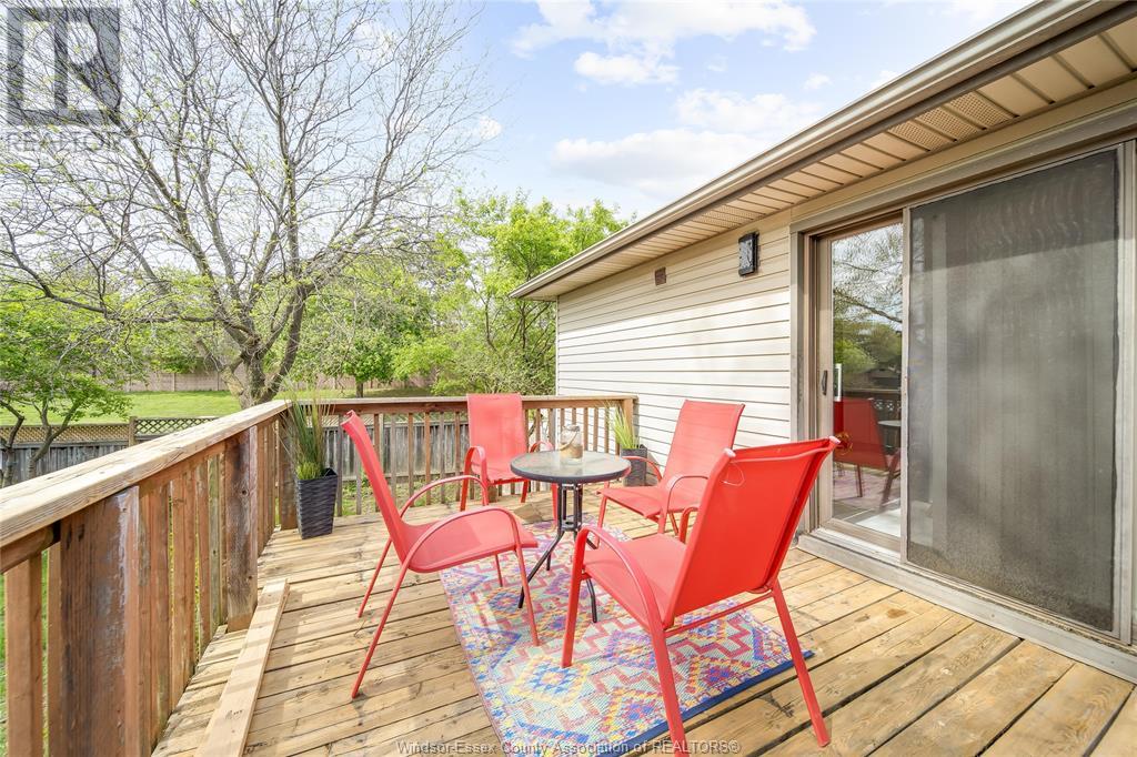 Photo 39 of 2505 St Clair Avenue, Windsor ON