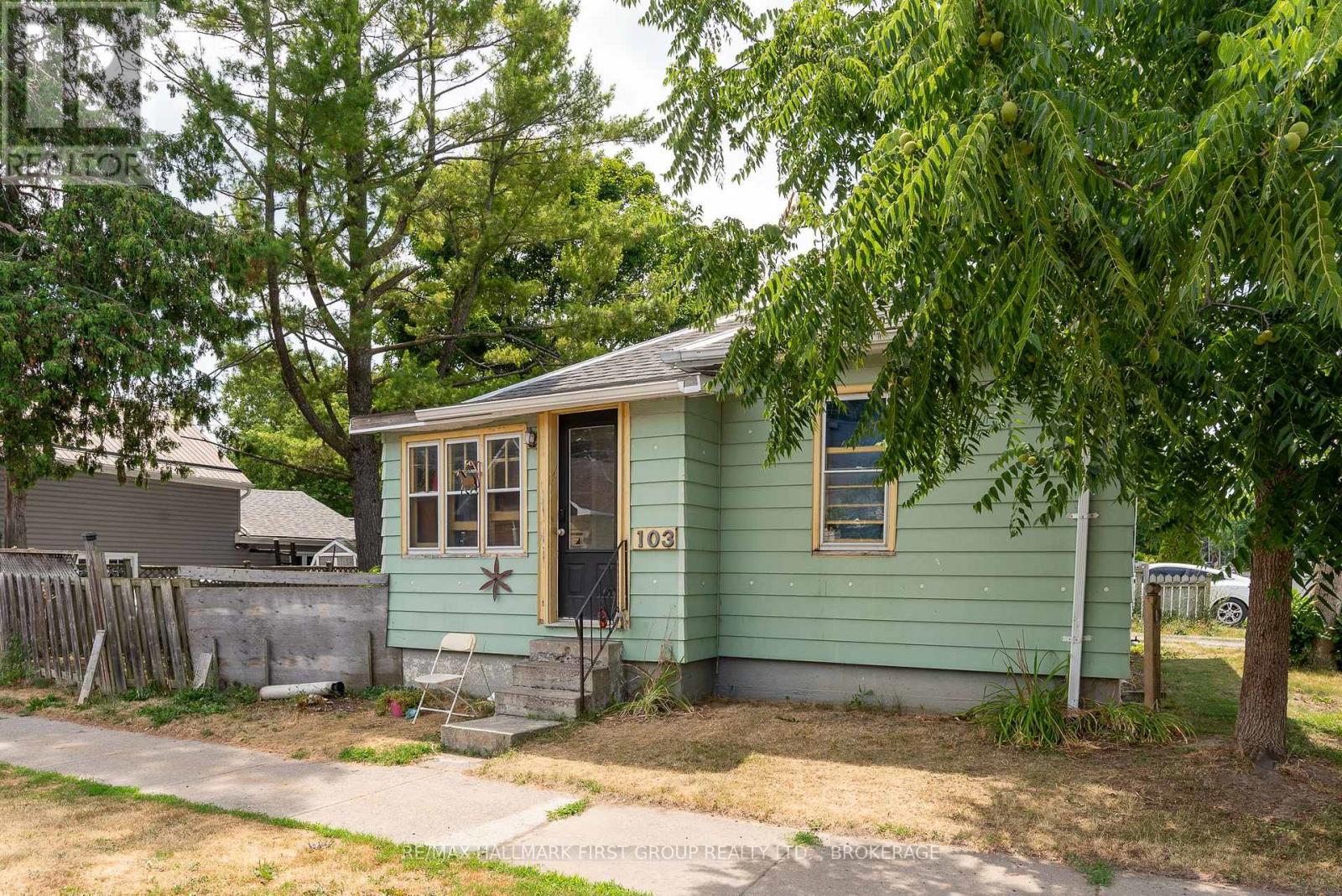 Photo 12 of 103 Centre Street, Deseronto ON