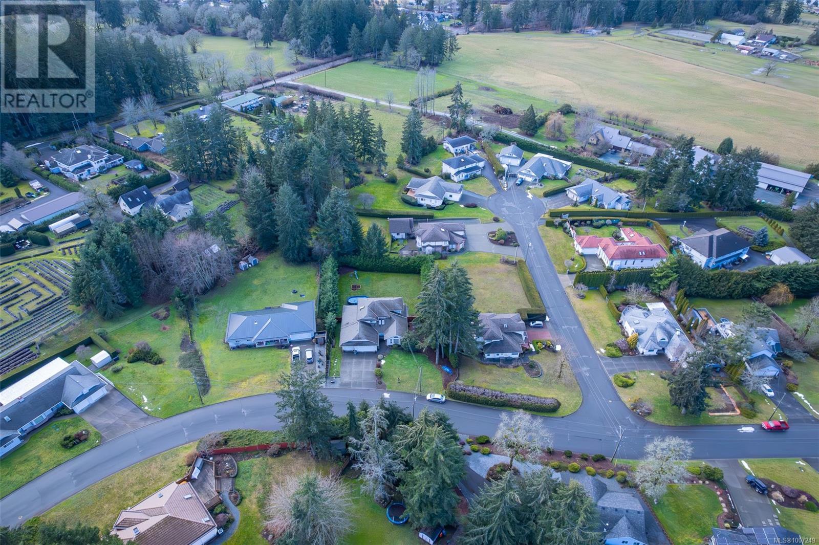 Photo 36 of 6420 Diana Dr, Duncan BC