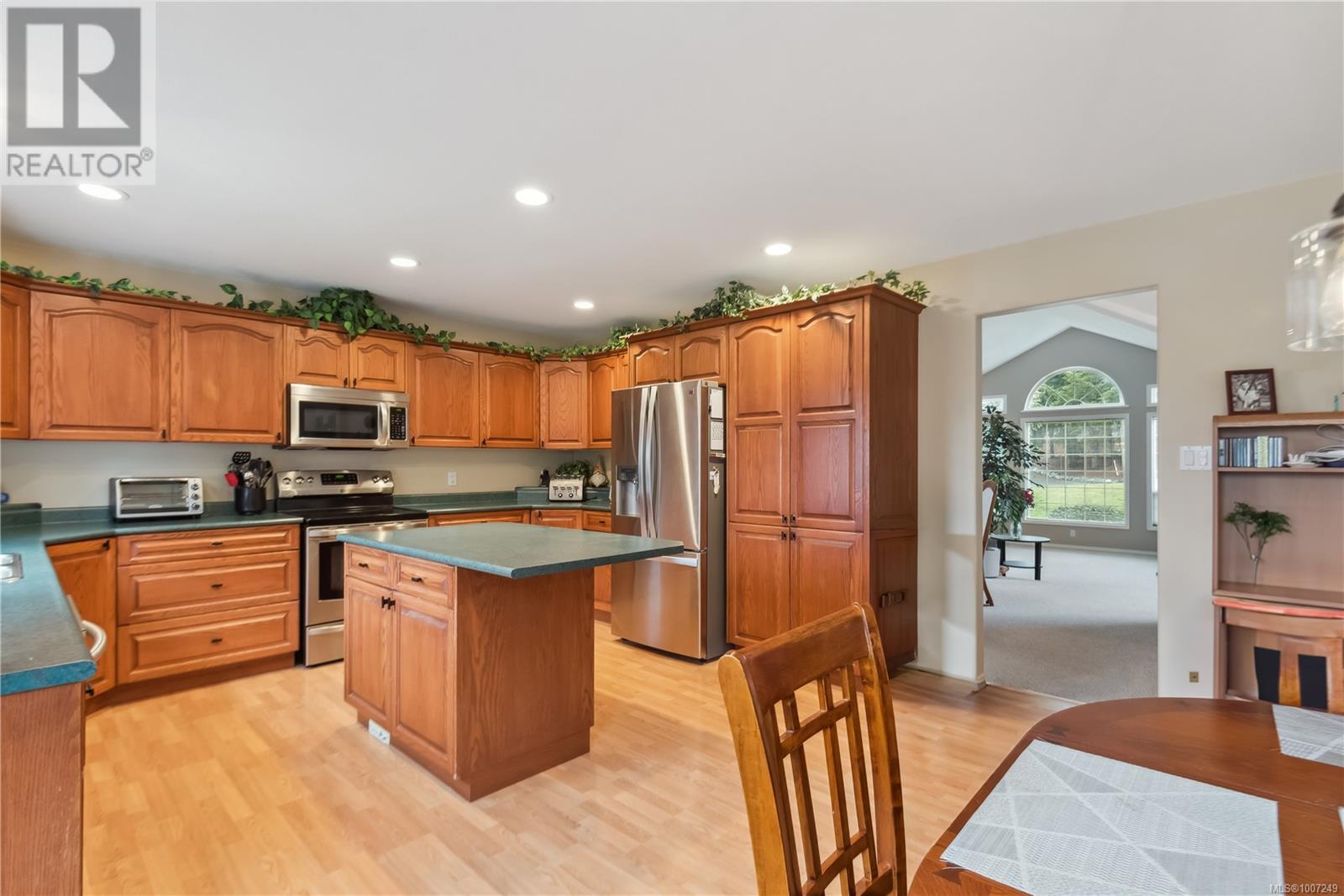 Photo 22 of 6420 Diana Dr, Duncan BC
