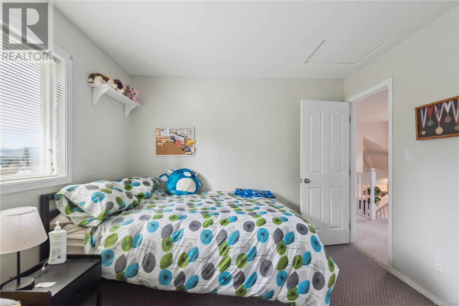 Photo 5 of 6420 Diana Dr, Duncan BC