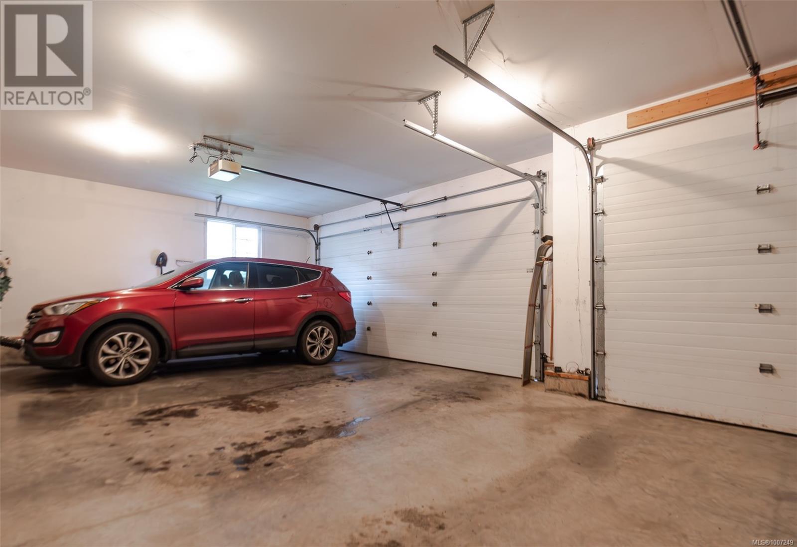Photo 10 of 6420 Diana Dr, Duncan BC