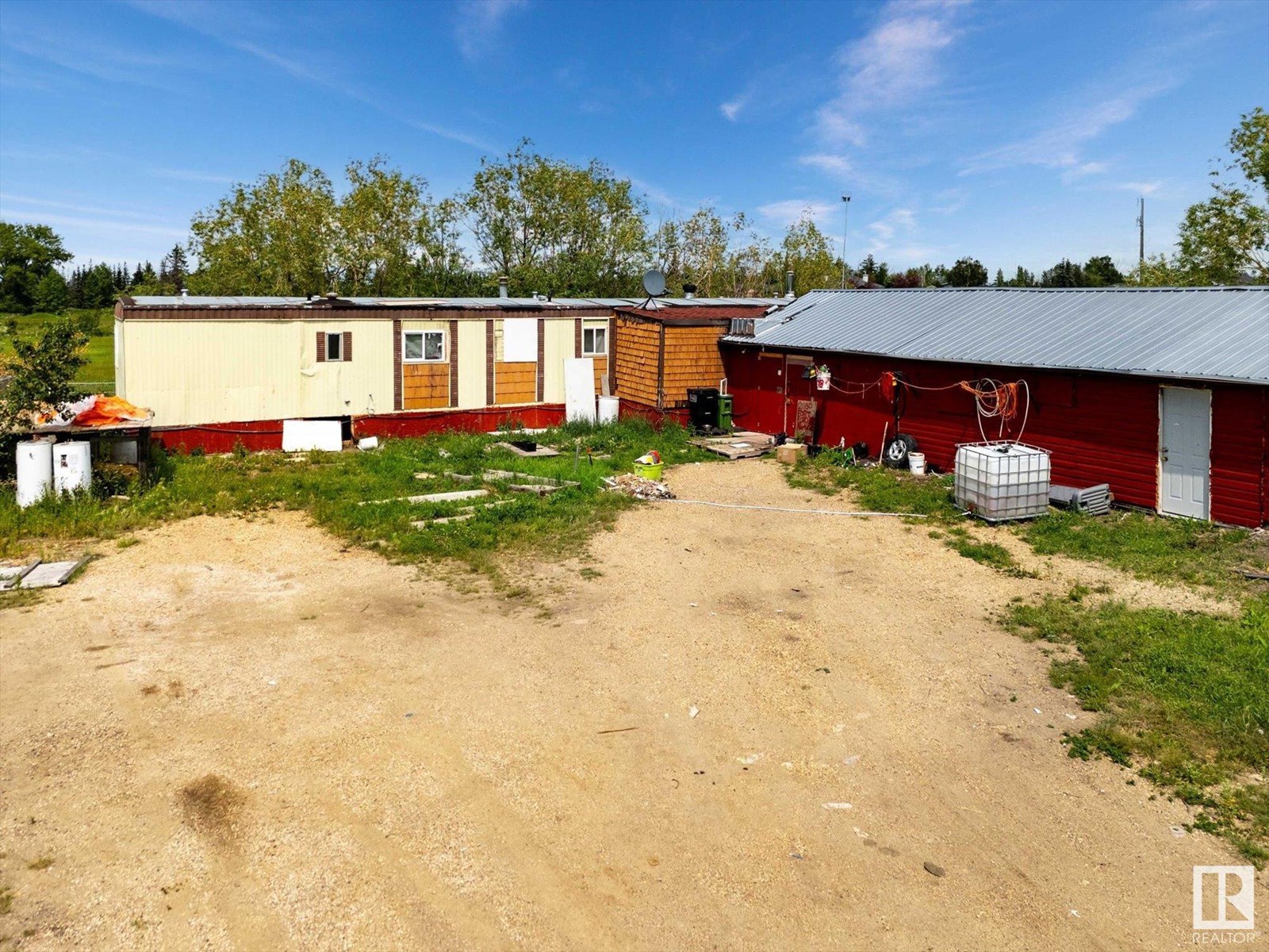 Photo 6 of 21150 Fort Rd Ne, Edmonton AB