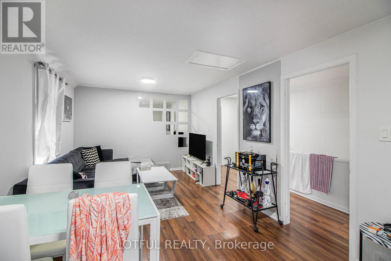 Photo 11 of 197 Mcarthur Avenue, Ottawa ON