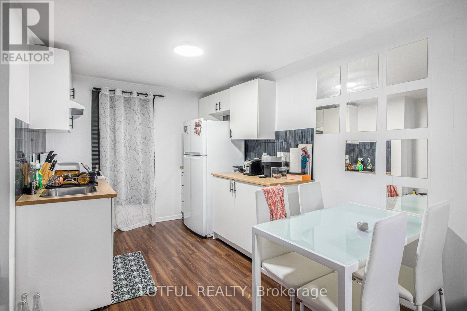 Photo 6 of 197 Mcarthur Avenue, Ottawa ON