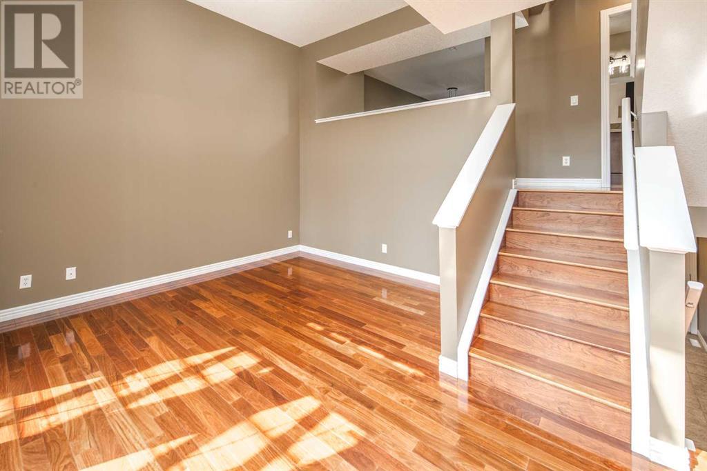 Single Family House 4 Level for Sale in  Royal Oak Lane NW Royal Oak Calgary 
