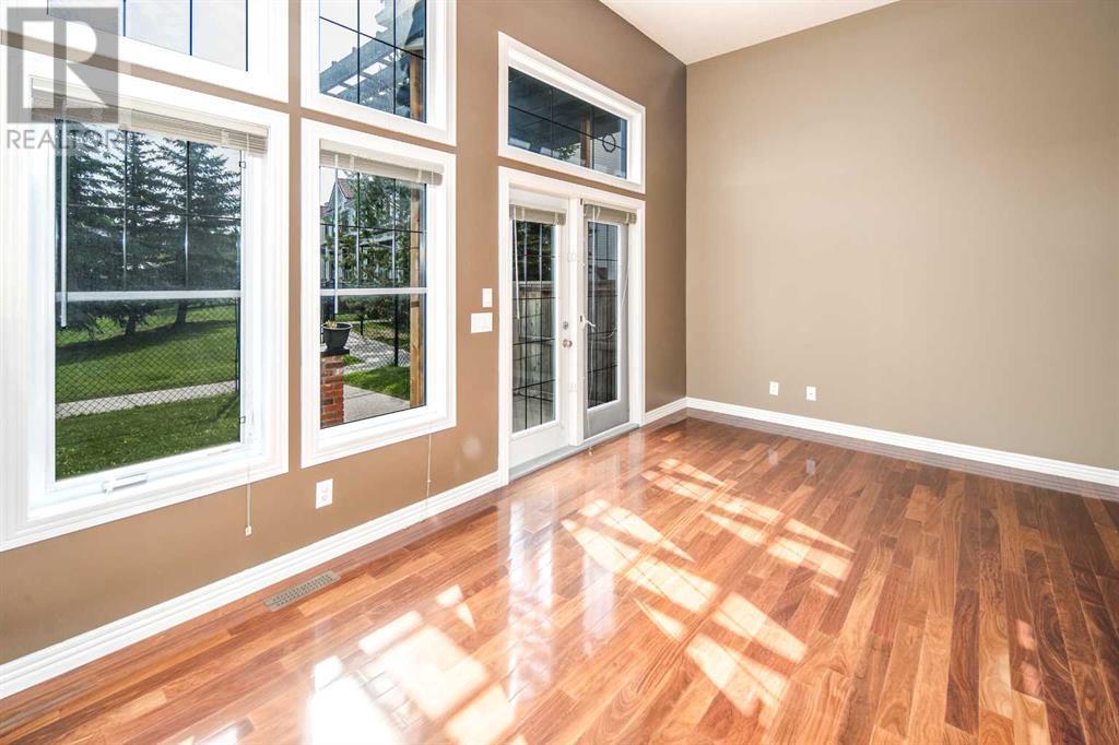 Single Family House 4 Level for Sale in  Royal Oak Lane NW Royal Oak Calgary 