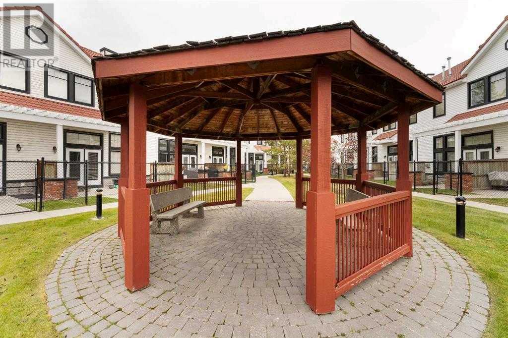 Single Family House 4 Level for Sale in  Royal Oak Lane NW Royal Oak Calgary 