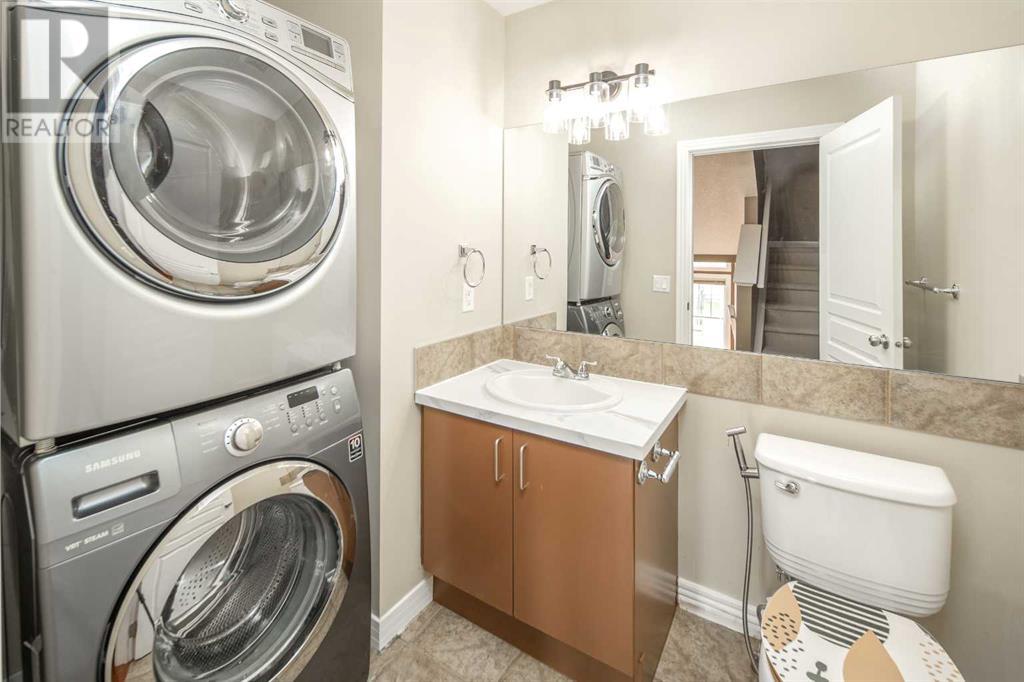 Single Family House 4 Level for Sale in  Royal Oak Lane NW Royal Oak Calgary 