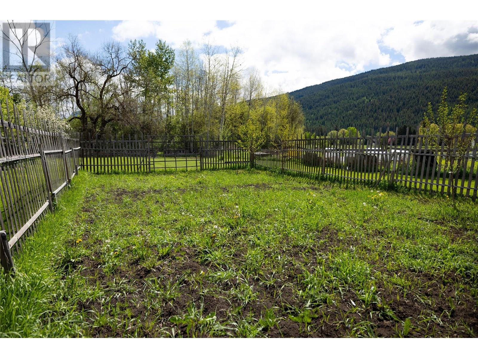 170 Whitevale Road, Lumby