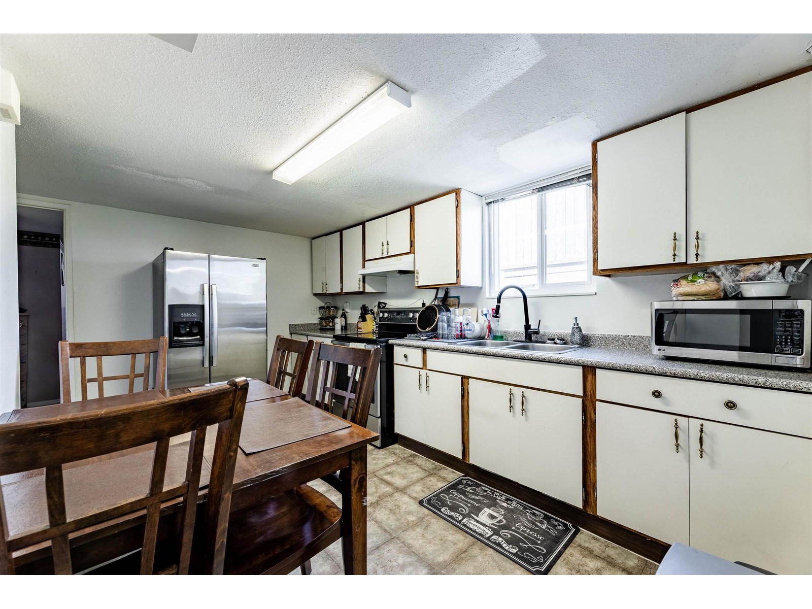 Photo 8 of 1496 Kimberley Street, Abbotsford BC