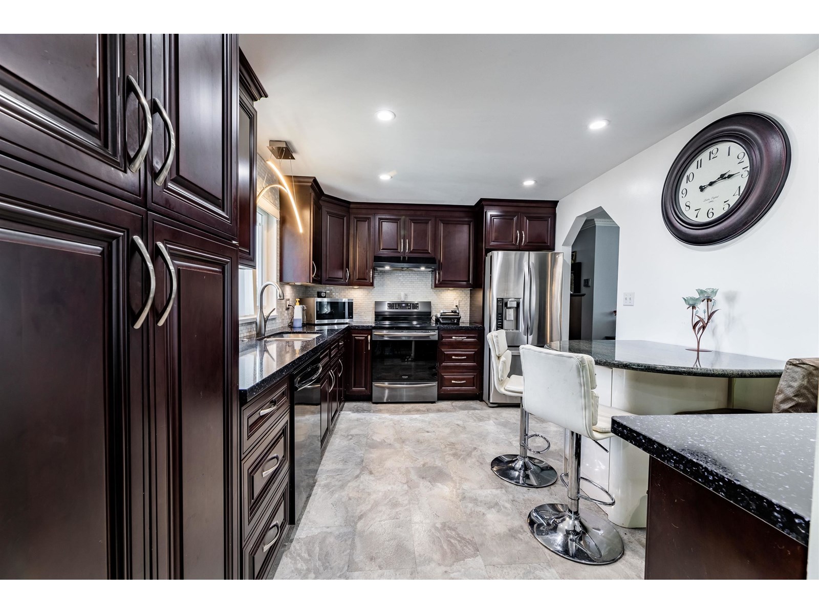 Photo 18 of 1496 Kimberley Street, Abbotsford BC