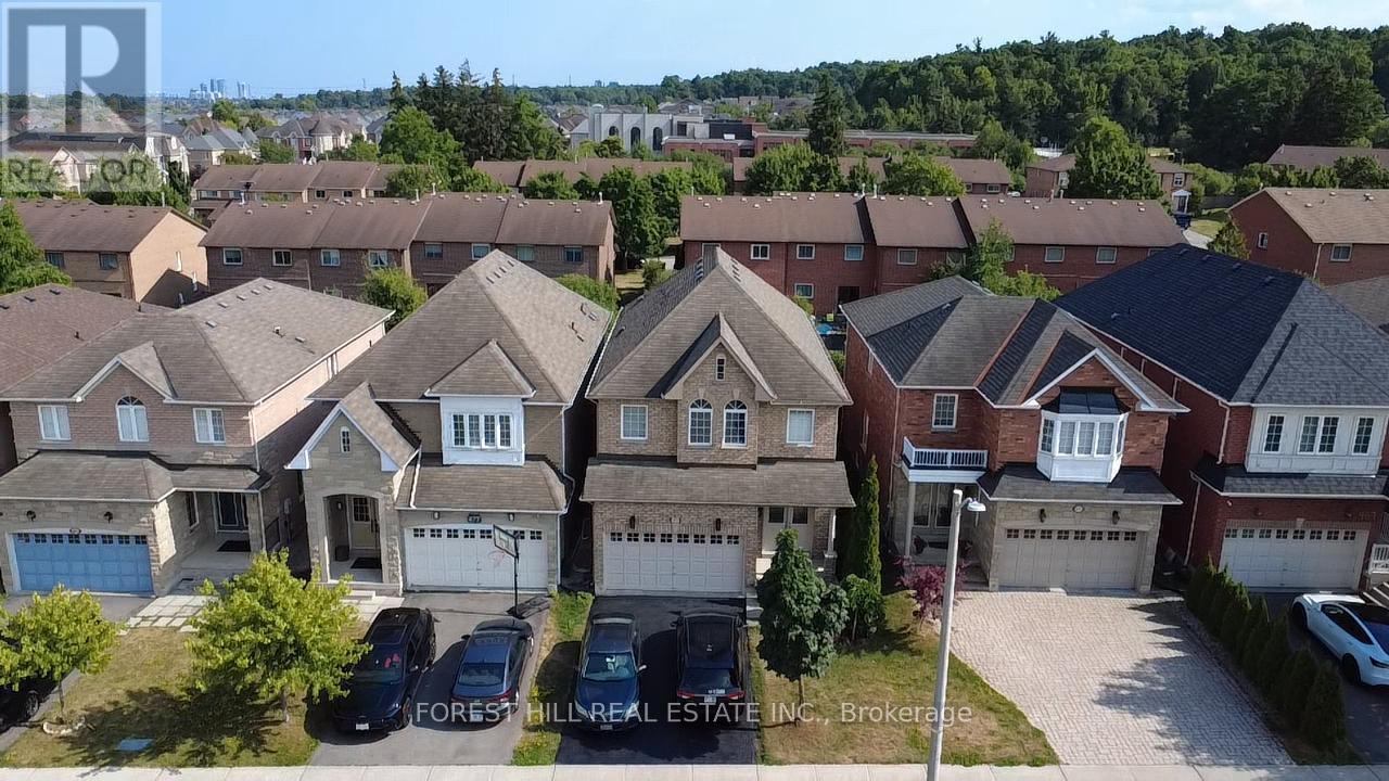 Single Family House for Sale in  APPLE BLOSSOM DRIVE Vaughan (Patterson) 