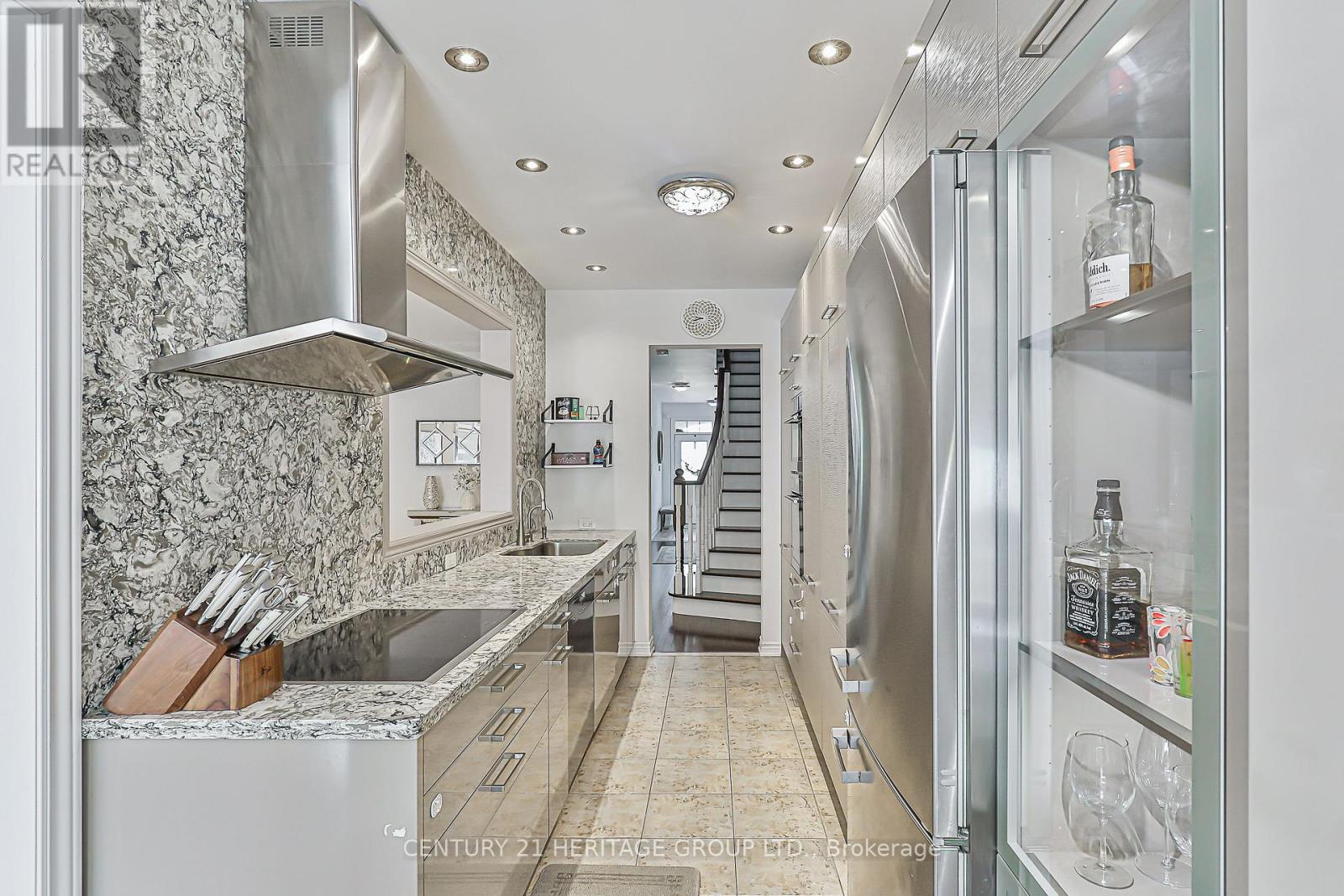 Single Family House for Sale in  LADY LORETTA LANE Vaughan (Patterson) 