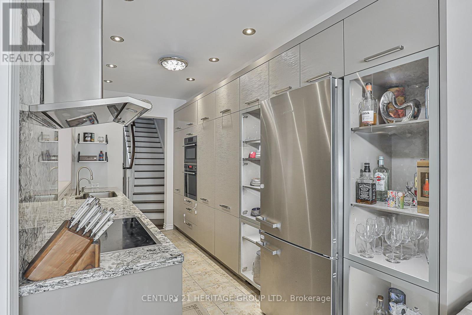 Single Family House for Sale in  LADY LORETTA LANE Vaughan (Patterson) 