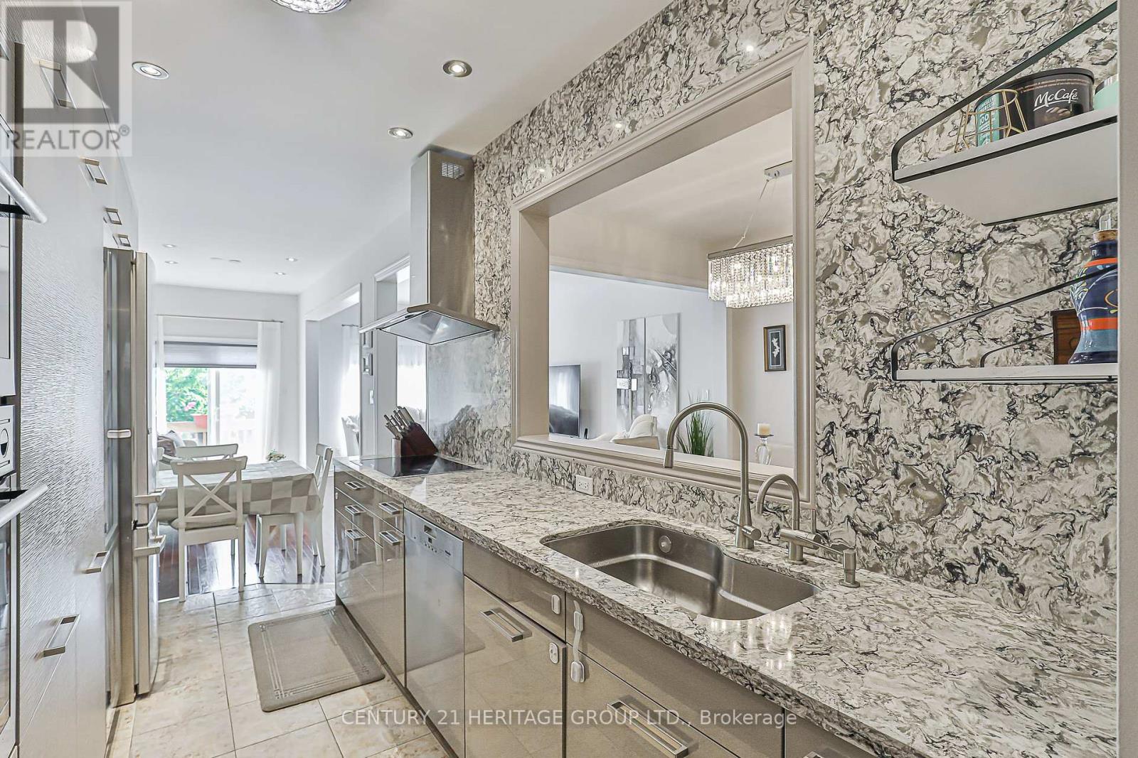 Single Family House for Sale in  LADY LORETTA LANE Vaughan (Patterson) 