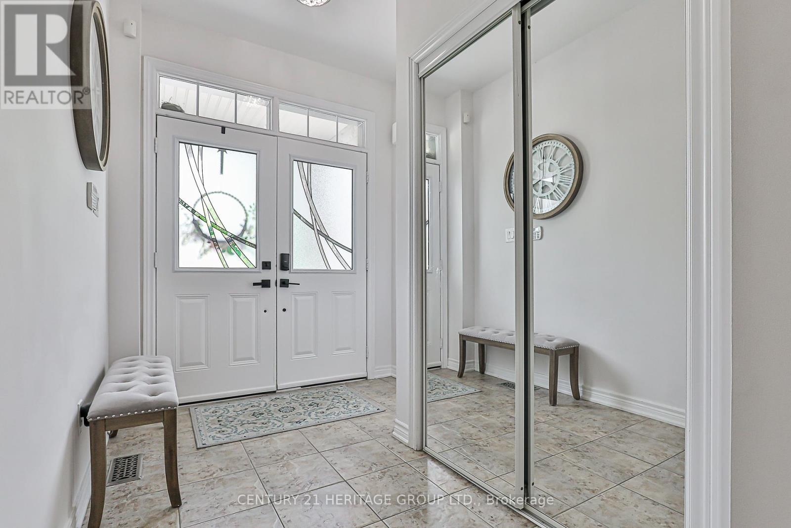 Single Family House for Sale in  LADY LORETTA LANE Vaughan (Patterson) 