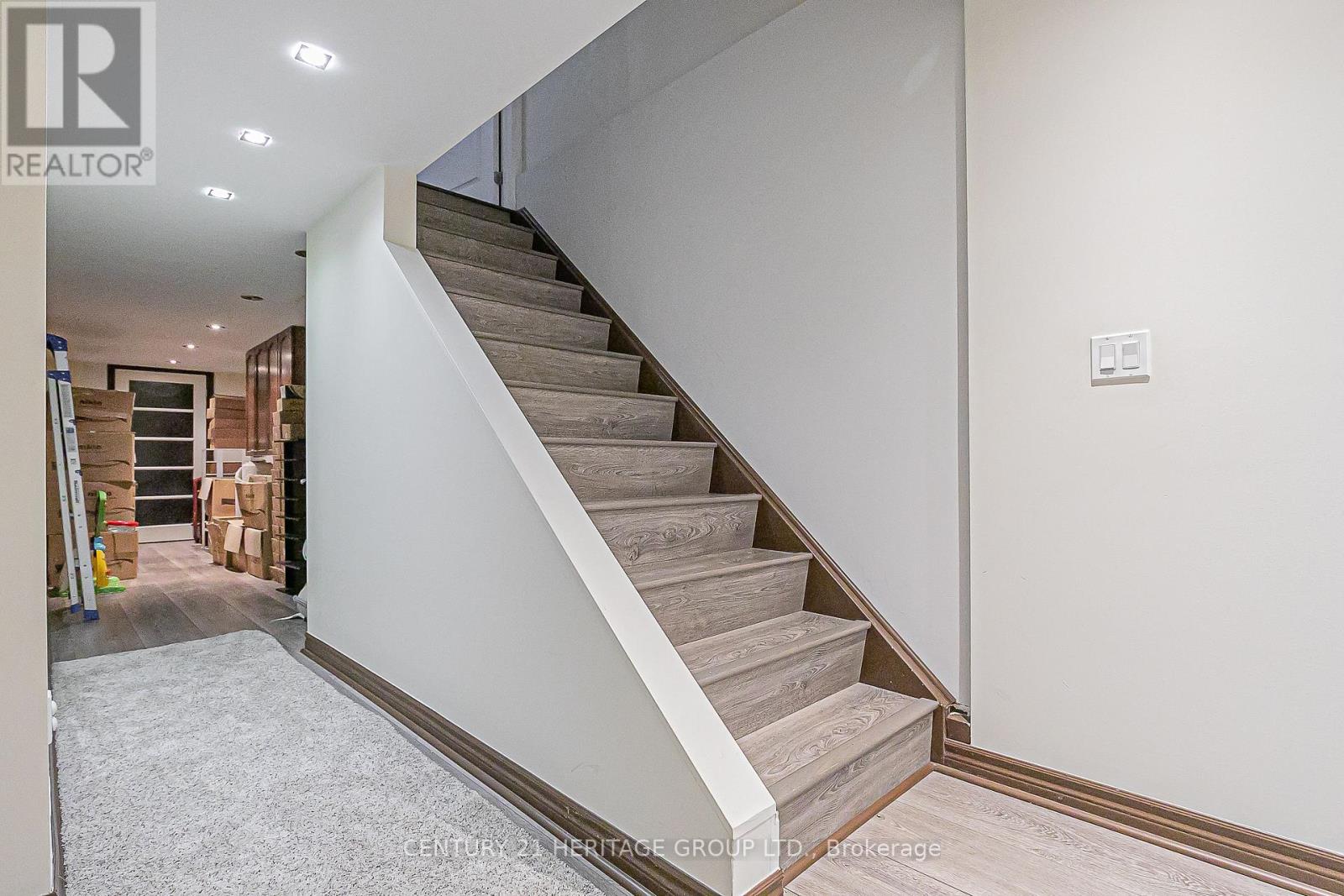 Single Family House for Sale in  LADY LORETTA LANE Vaughan (Patterson) 