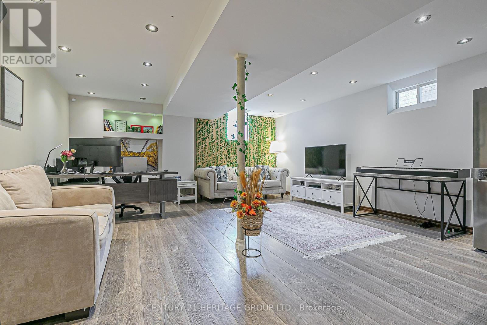Single Family House for Sale in  LADY LORETTA LANE Vaughan (Patterson) 