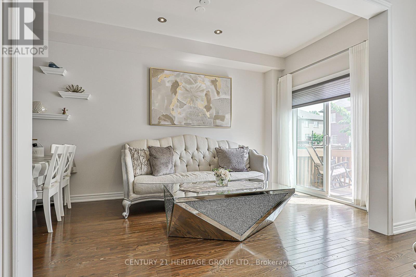 Single Family House for Sale in  LADY LORETTA LANE Vaughan (Patterson) 