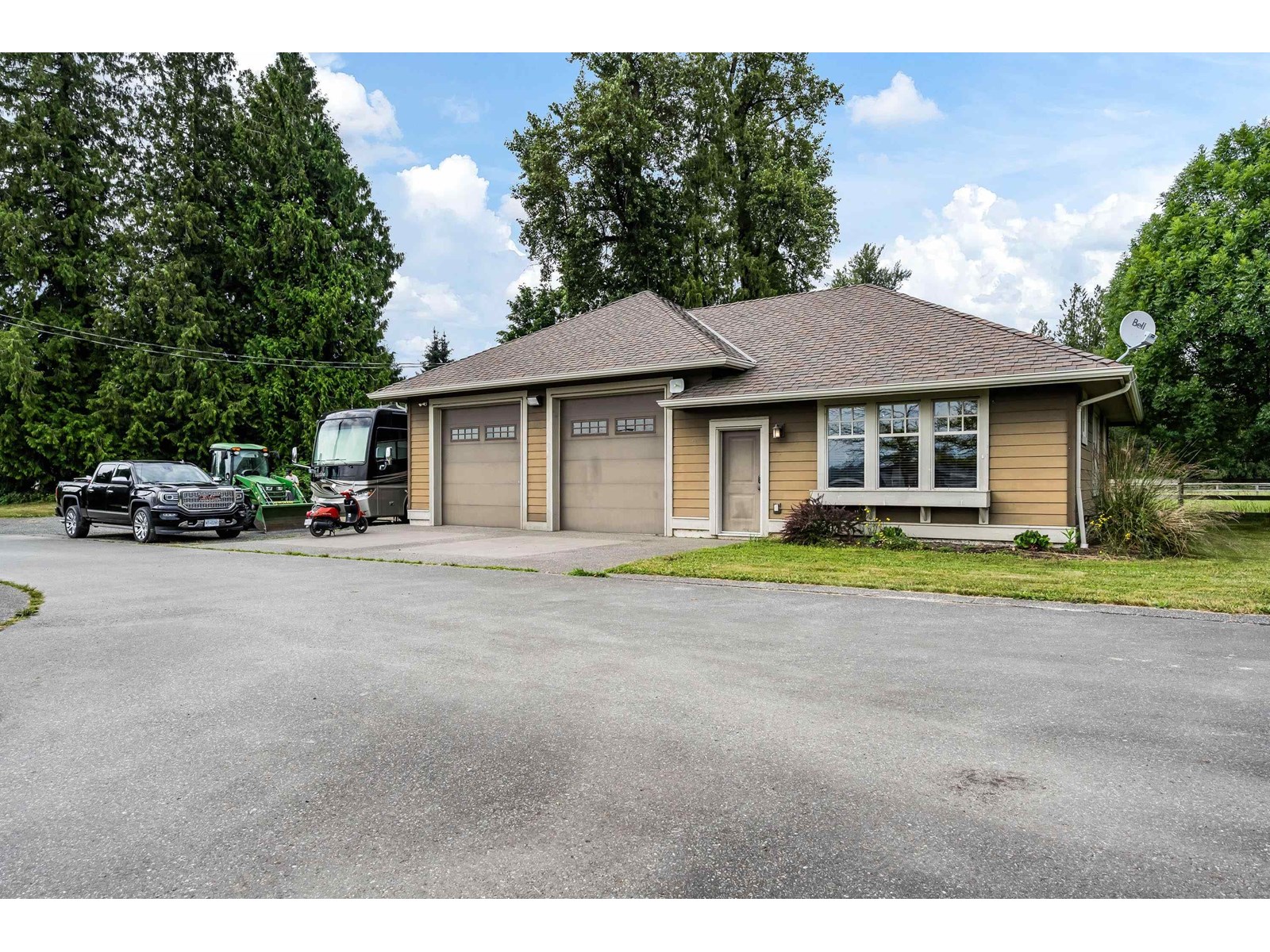 11288 MCSWEEN ROAD, Fairfield Island, Chilliwack