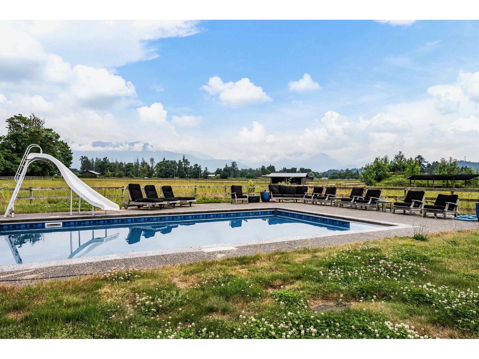 11288 MCSWEEN ROAD, Fairfield Island, Chilliwack