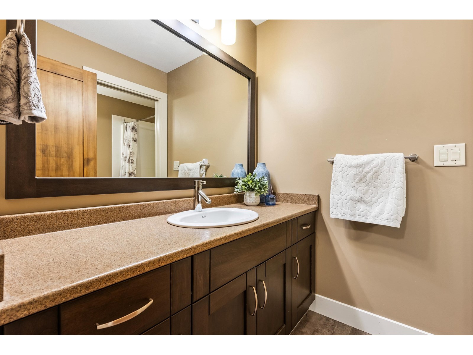 11288 MCSWEEN ROAD, Fairfield Island, Chilliwack